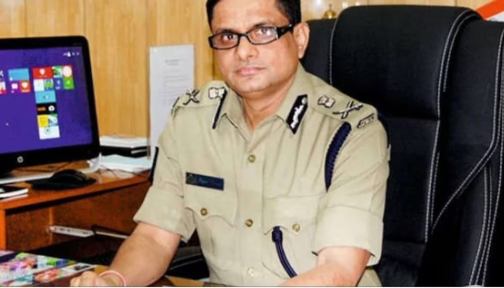 डीजीपी राजीव कुमार ने कहा संदेशखाली में हर शिकायत सुनेगी पुलिस; अगर कोई दोषी पाया गया तो होगी सख्त कार्रवाई।