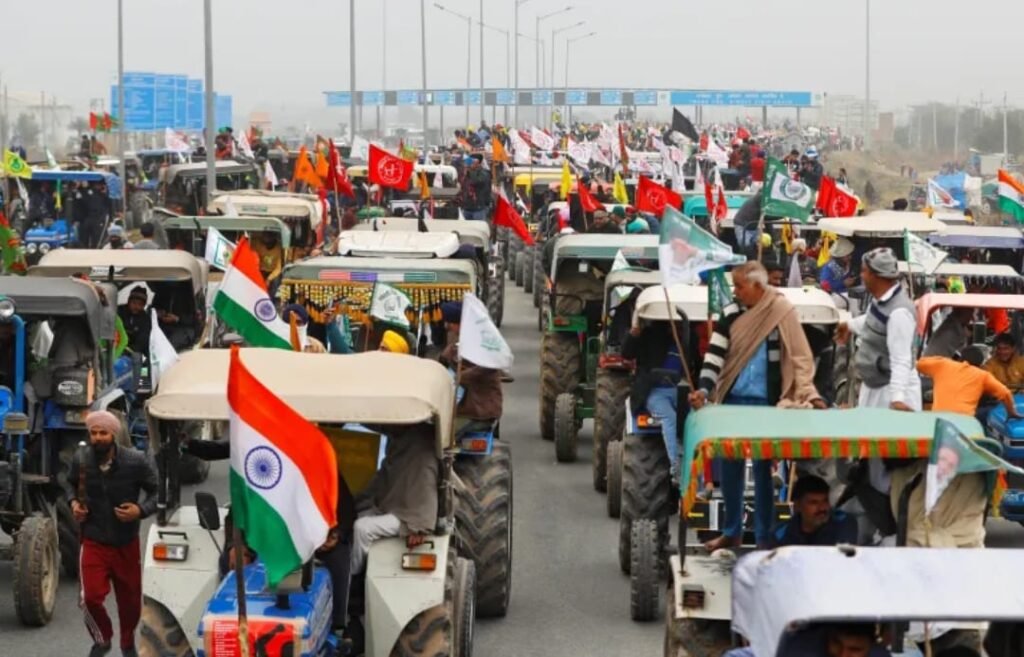 पंजाब, हरियाणा, उत्तर प्रदेश में किसानों ने डब्ल्यूटीओ के खिलाफ ट्रैक्टर मार्च निकाला, एमएसपी की मांग की।